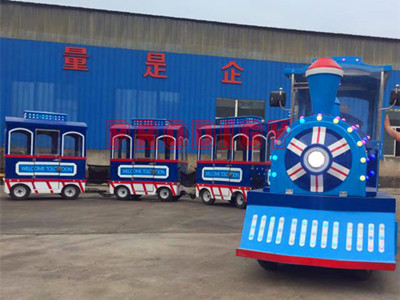 England Style Trackless Train