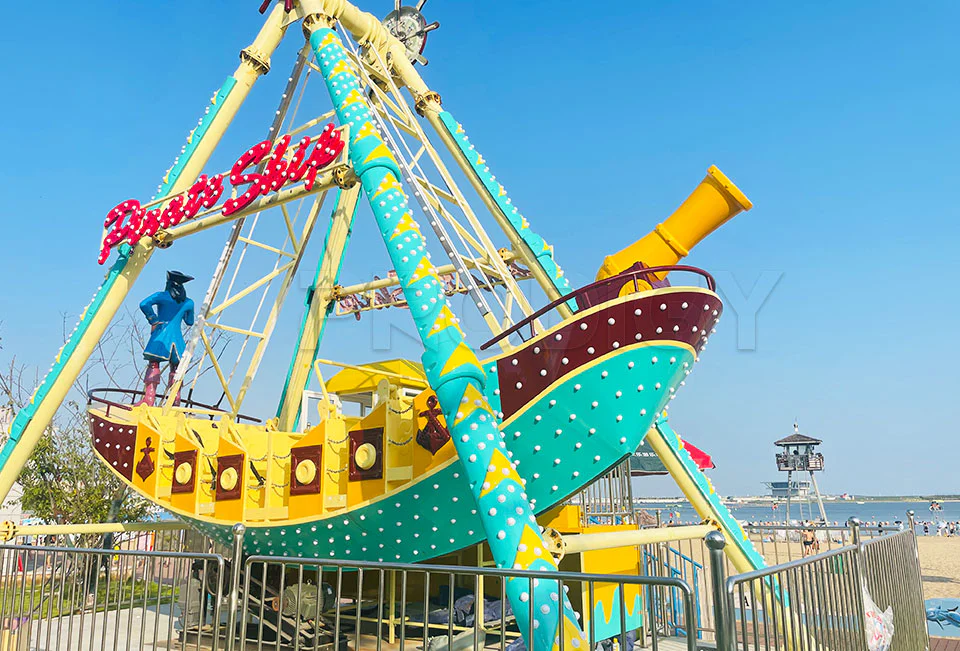 24 Seats Space Battleship